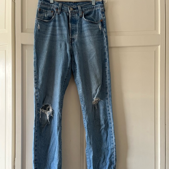 Levi’s Jeans - Picture 2 of 2